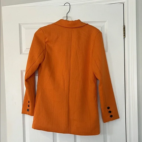 Homeyee Women's Vibrant Orange Blazer - Picture 4 of 4